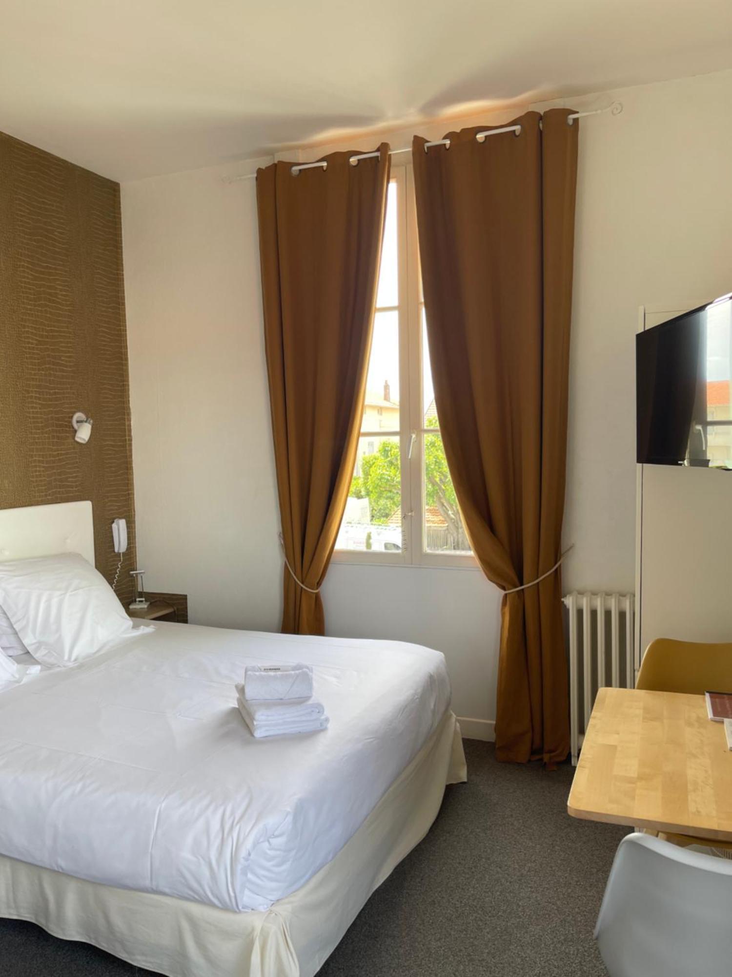 Hotel Michelet Plage Soulac-sur-Mer Exteriör bild