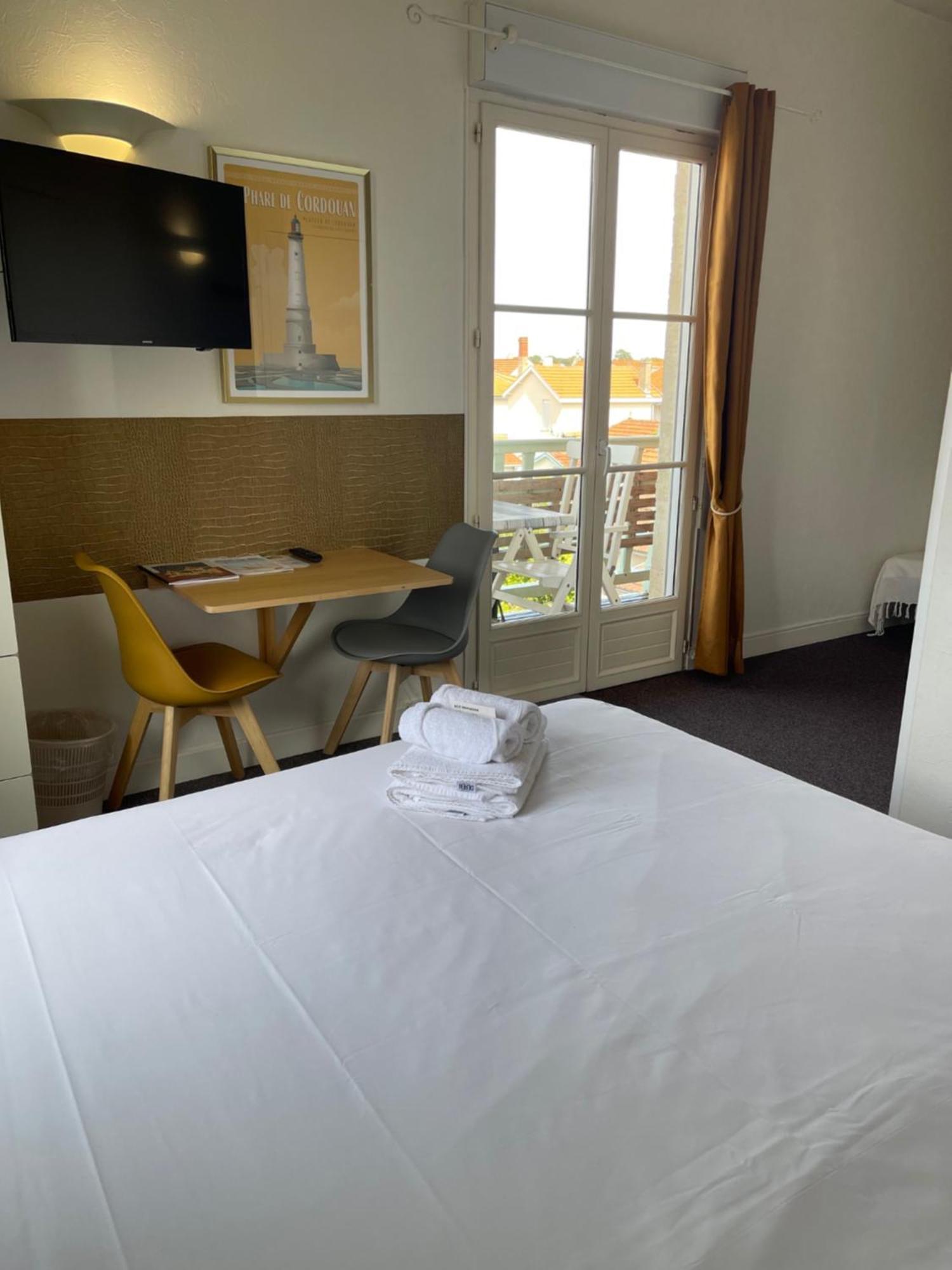 Hotel Michelet Plage Soulac-sur-Mer Exteriör bild