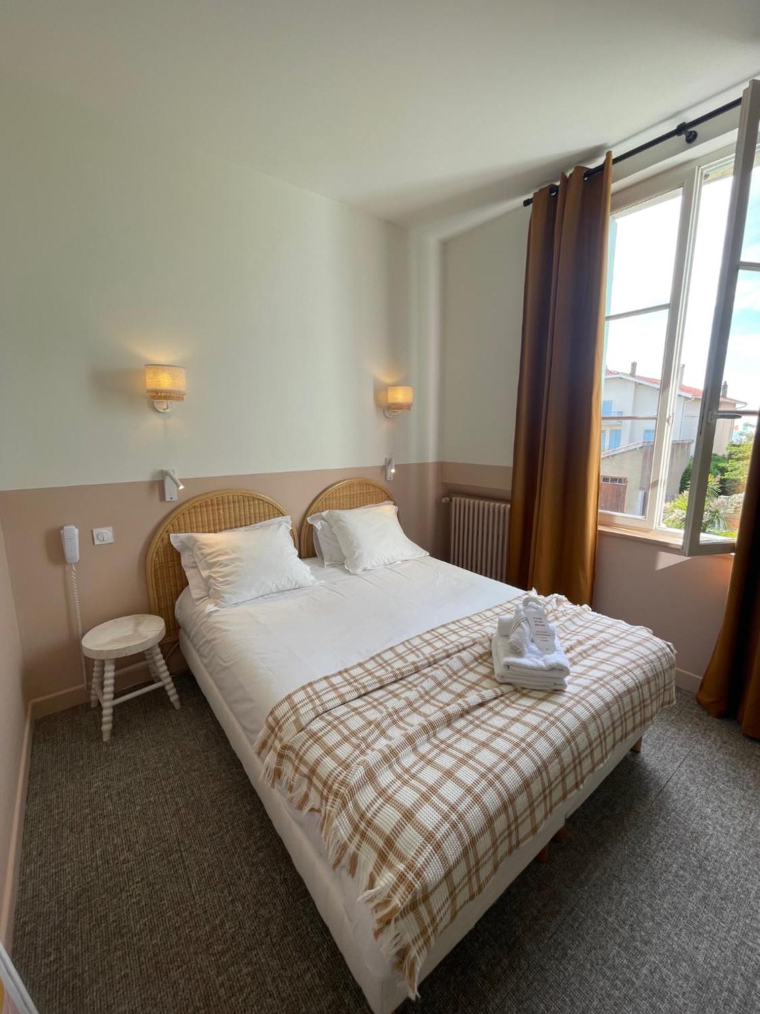 Hotel Michelet Plage Soulac-sur-Mer Exteriör bild